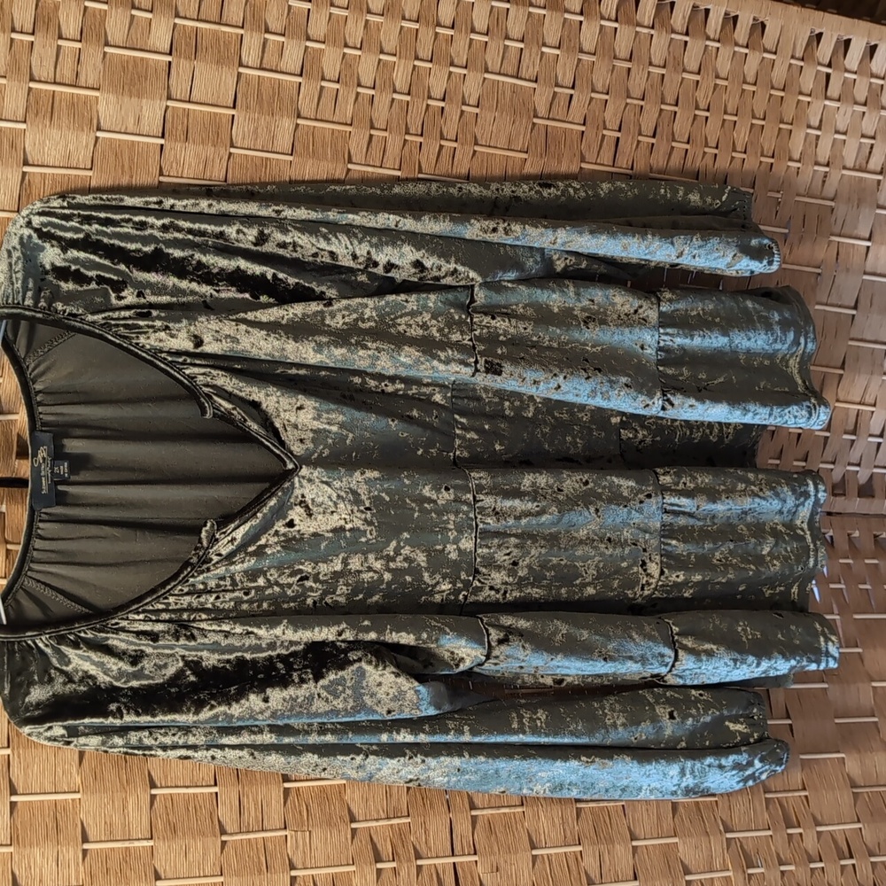 Suzanne Betro Holiday top - Picture 2 of 6